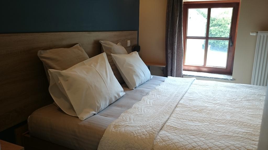 B&B Aux Anges Profondeville Buitenkant foto